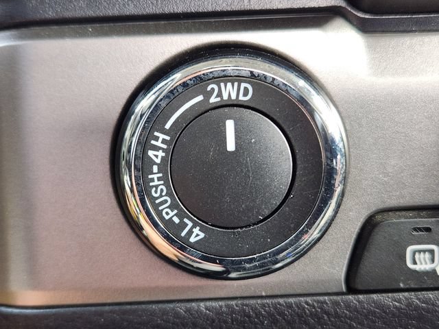 Used 2020 Toyota Tacoma SR AWD/4WD image 30