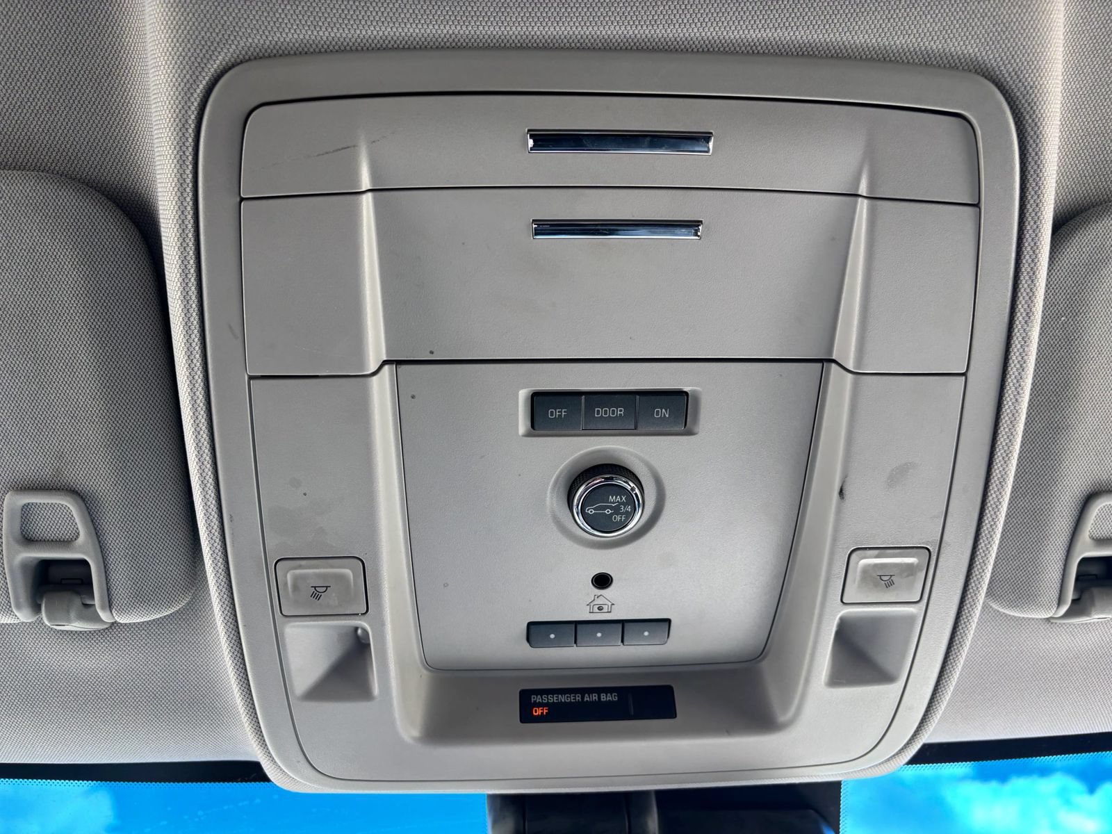Used 2019 GMC Yukon XL SLT AWD/4WD image 34