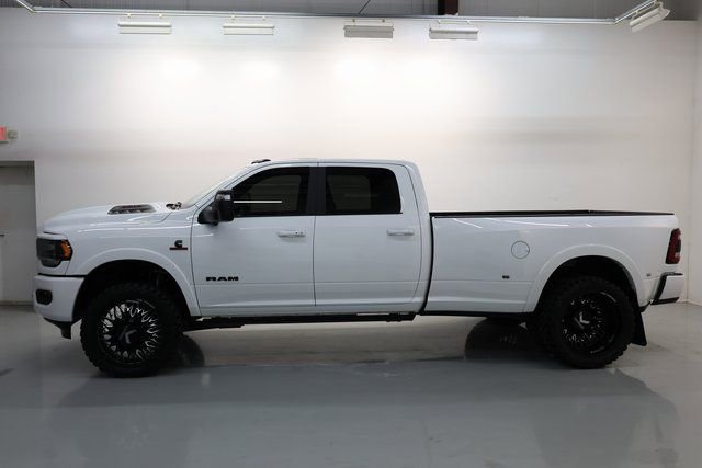 Used 2024 RAM 3500 Limited w/ Night Edition image 65