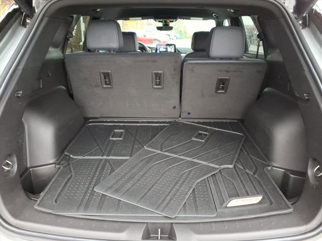 Used 2024 Chevrolet Blazer RS w/ Driver Confidence II Package image 28