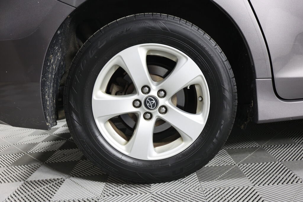 Used 2018 Toyota Sienna LE FWD image 7