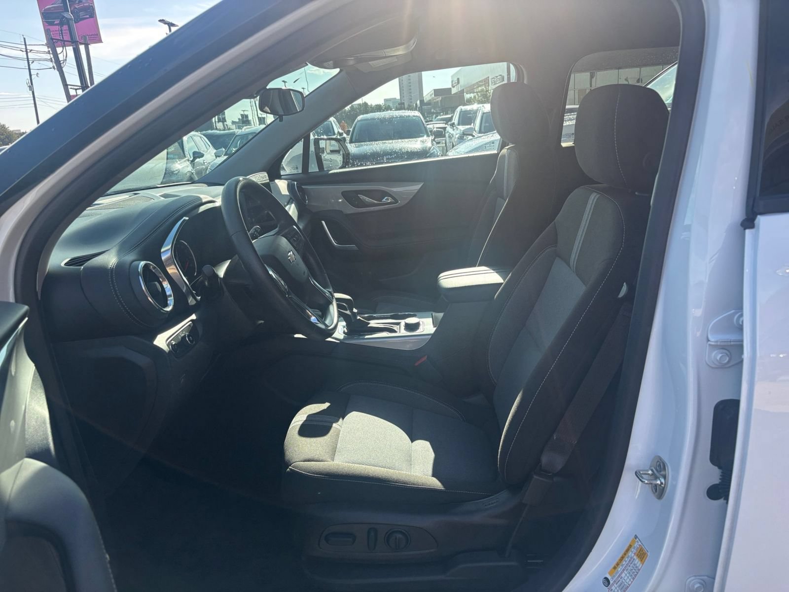 Used 2026 Chevrolet Blazer LT FWD image 27