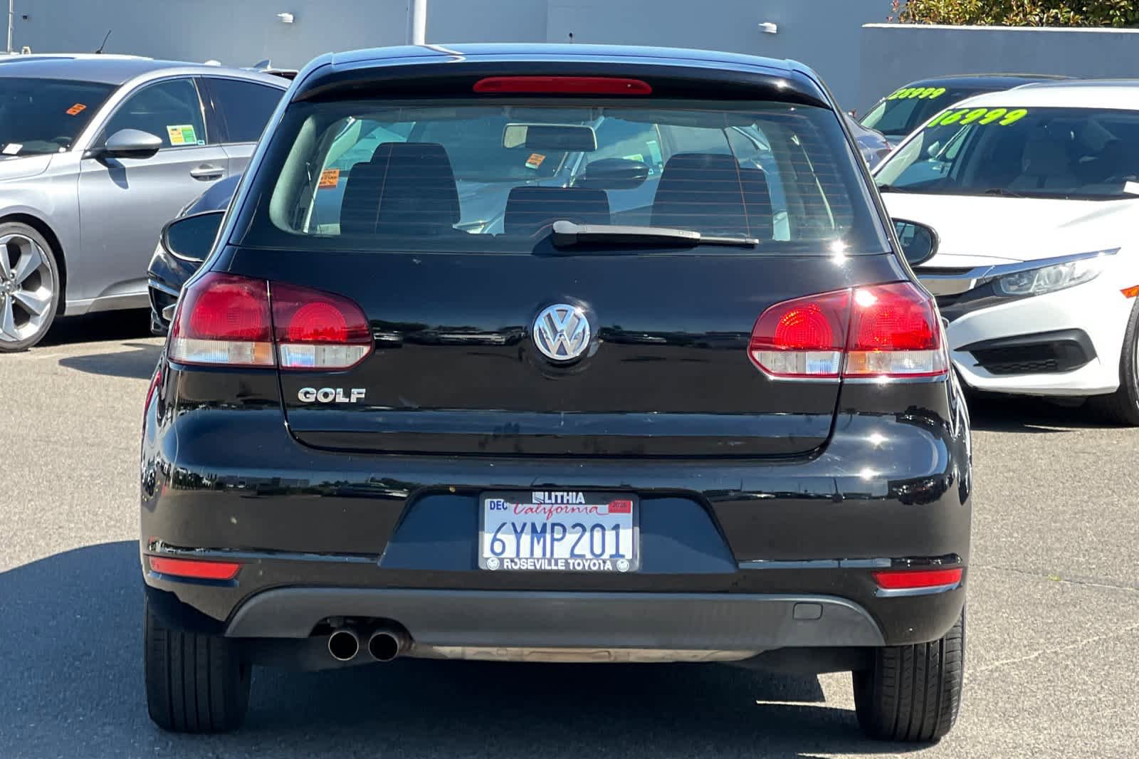 Used 2013 Volkswagen Golf 4-Door FWD image 8