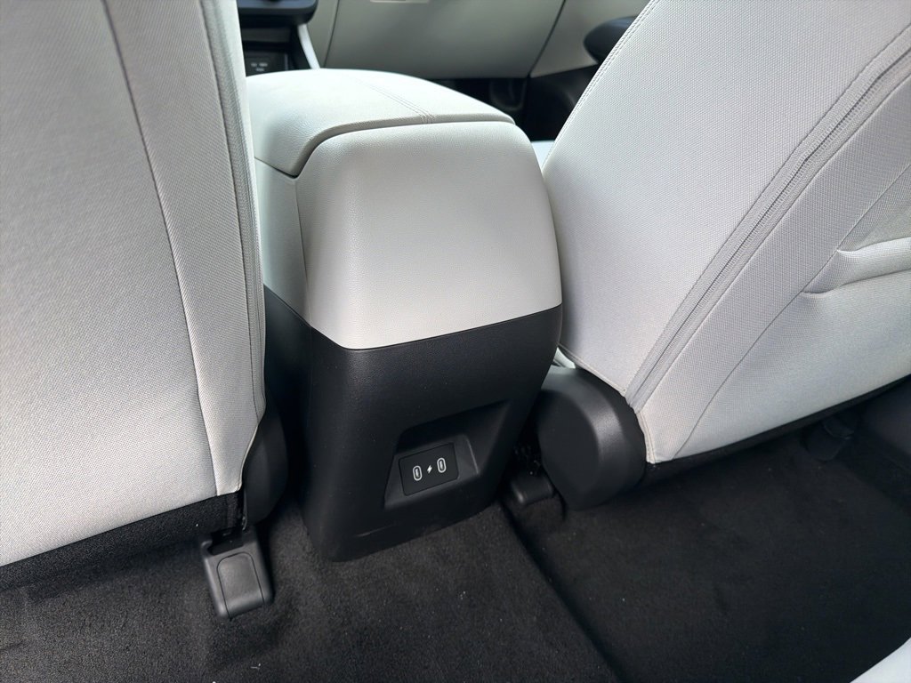 New 2026 Hyundai Tucson SE image 16