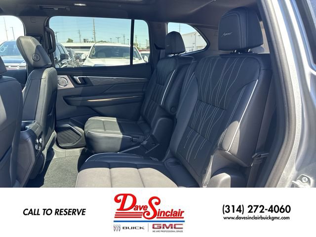 New 2026 Buick Enclave Avenir w/ Super Cruise Package FWD image 23