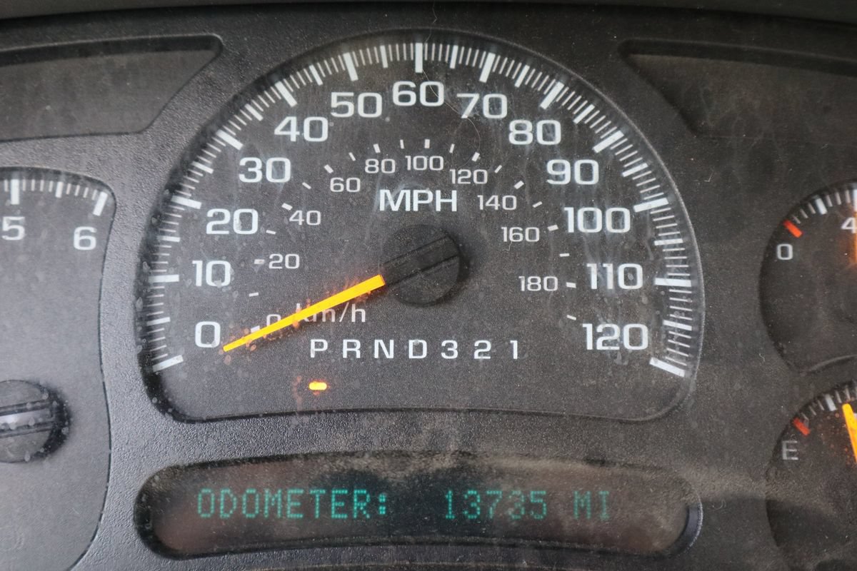 Used 2006 GMC Sierra 2500 W/T RWD image 40