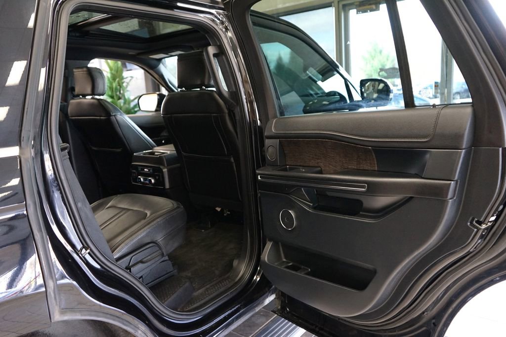 Used 2018 Ford Expedition Limited image 50