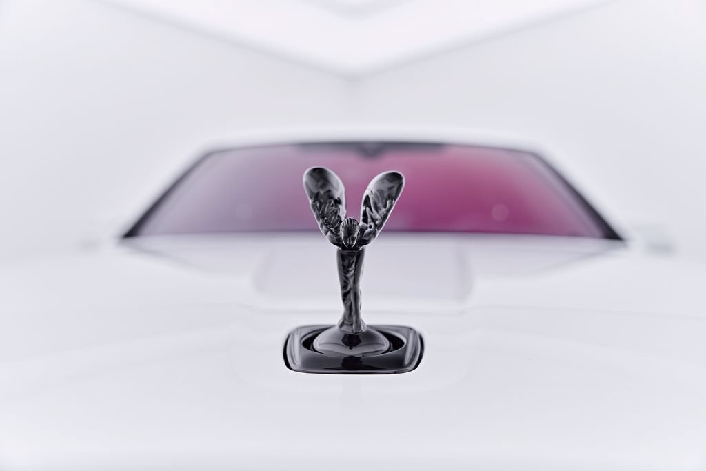 Used 2025 Rolls-Royce Cullinan Black Badge AWD/4WD image 19