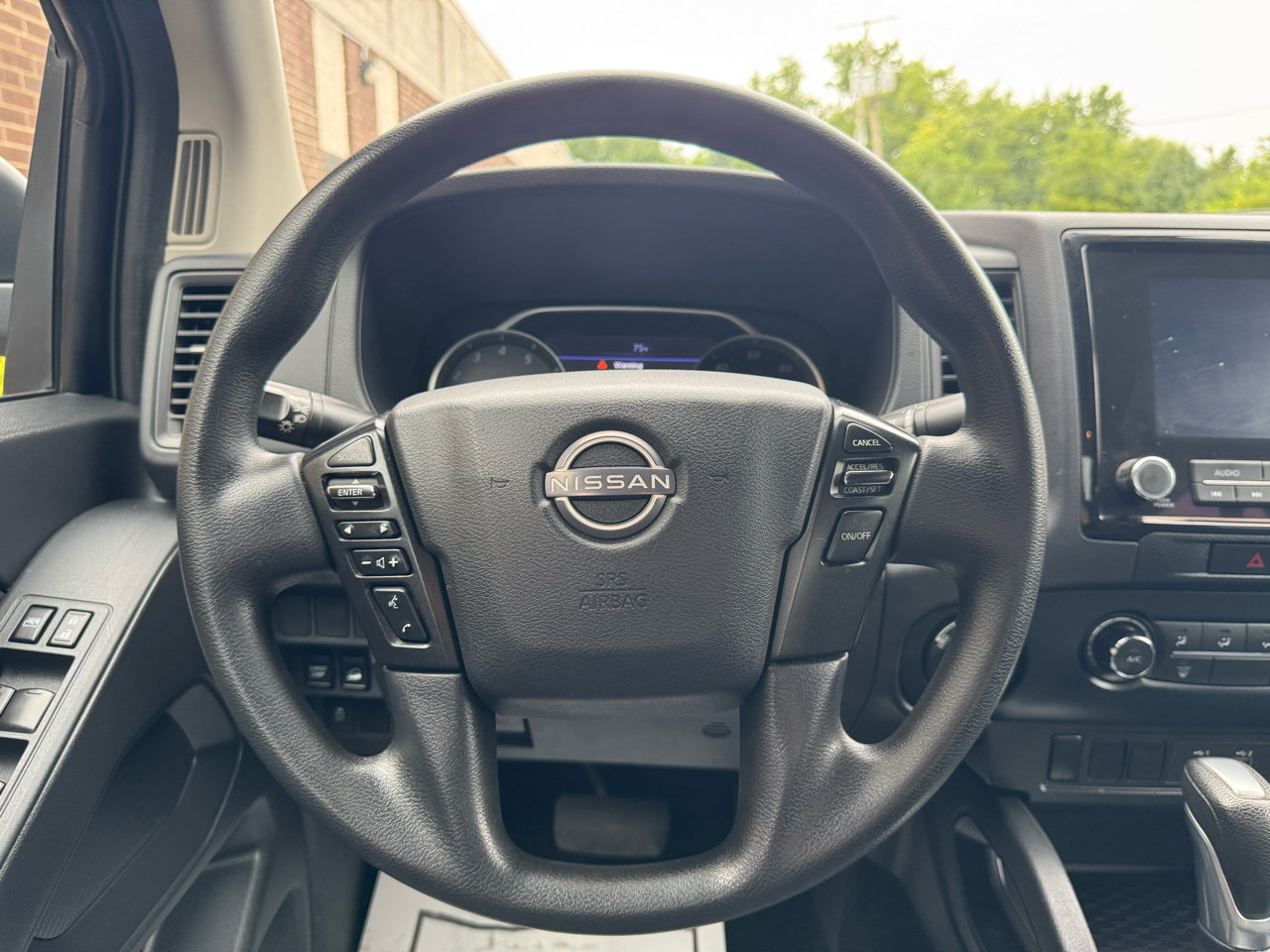 Used 2022 Nissan Frontier S image 10