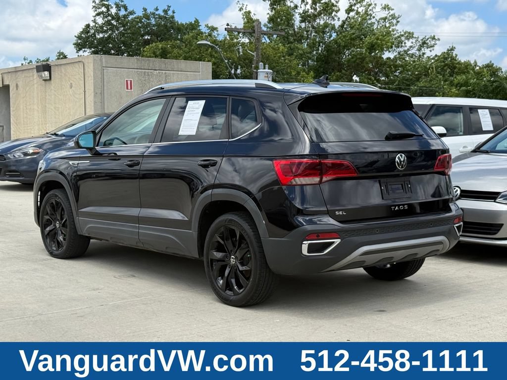 Used 2022 Volkswagen Taos SEL w/ Panoramic Sunroof Package FWD image 7