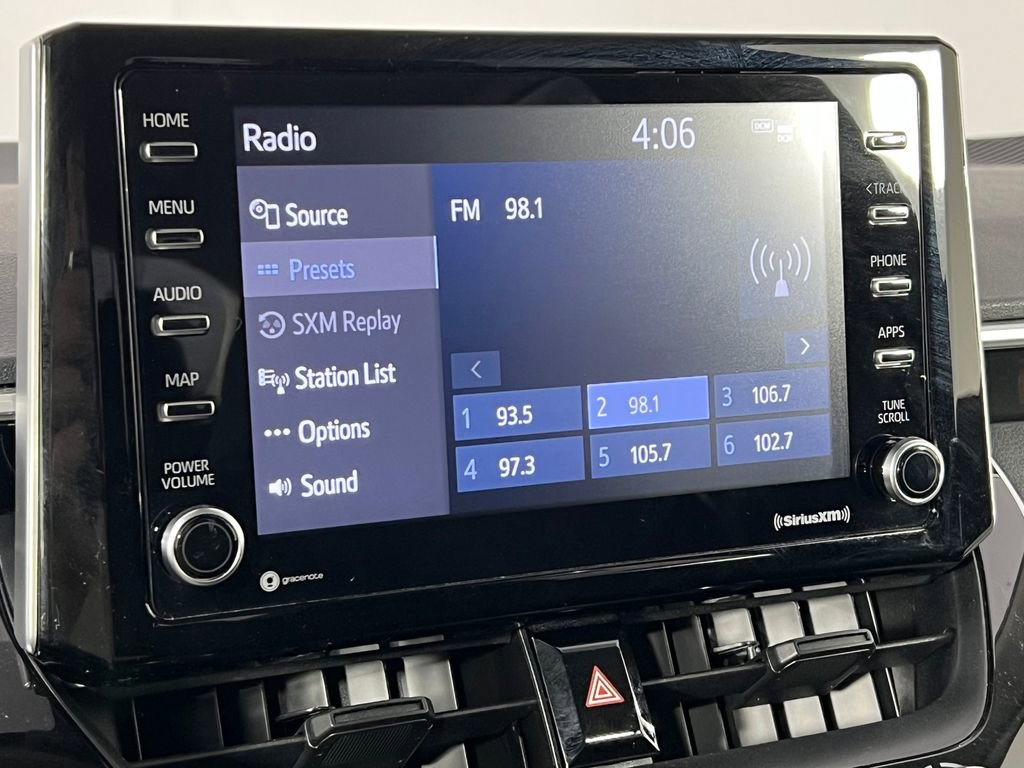 Used 2021 Toyota Corolla LE image 26