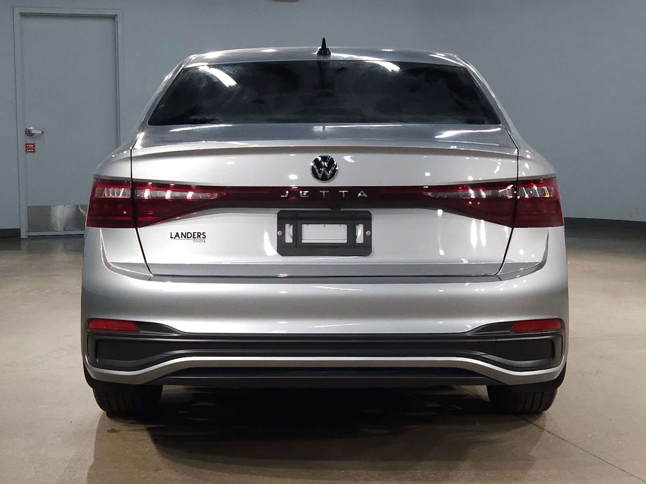 Used 2025 Volkswagen Jetta Sport image 6