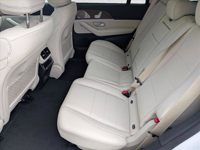 New 2026 Mercedes-Benz GLS 450 4MATIC image 16