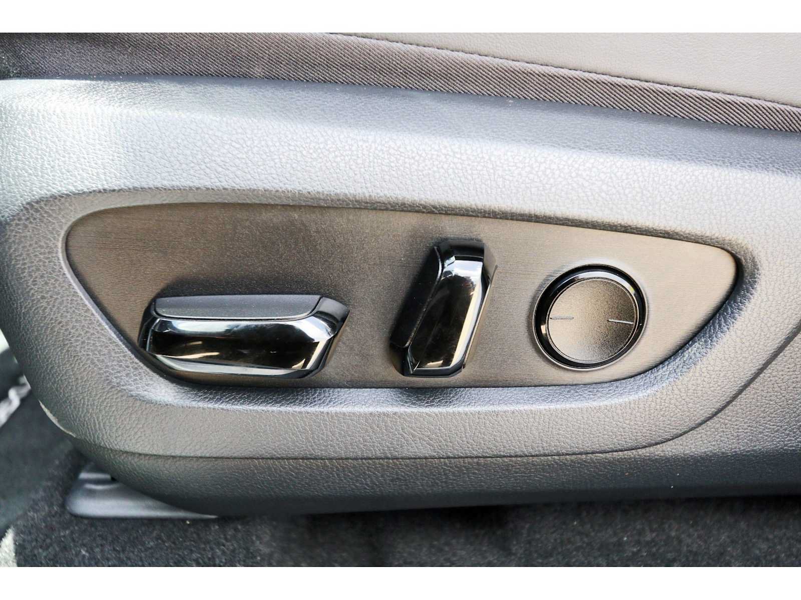 Used 2024 Lexus RX 350 Premium w/ Accessory Package (Z1) FWD image 27