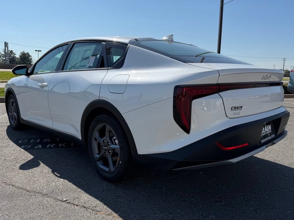 New 2026 Kia K4 FWD image 5
