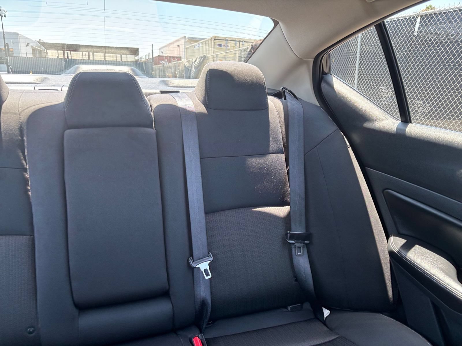 Used 2025 Nissan Altima 2.5 SV FWD image 38