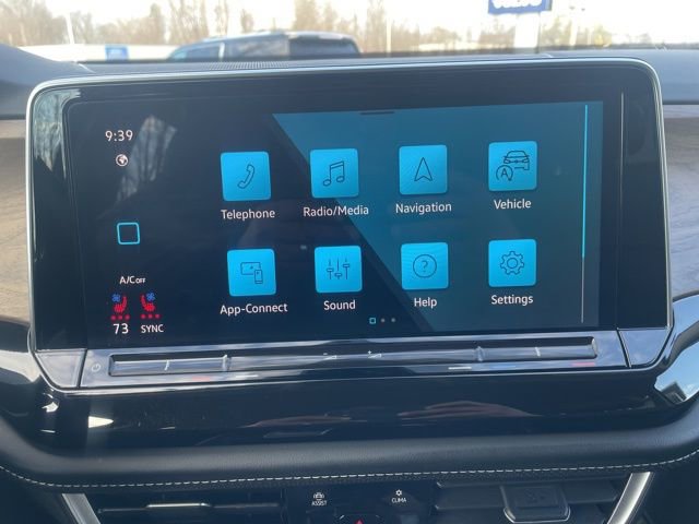 Certified 2025 Volkswagen Atlas SE image 17