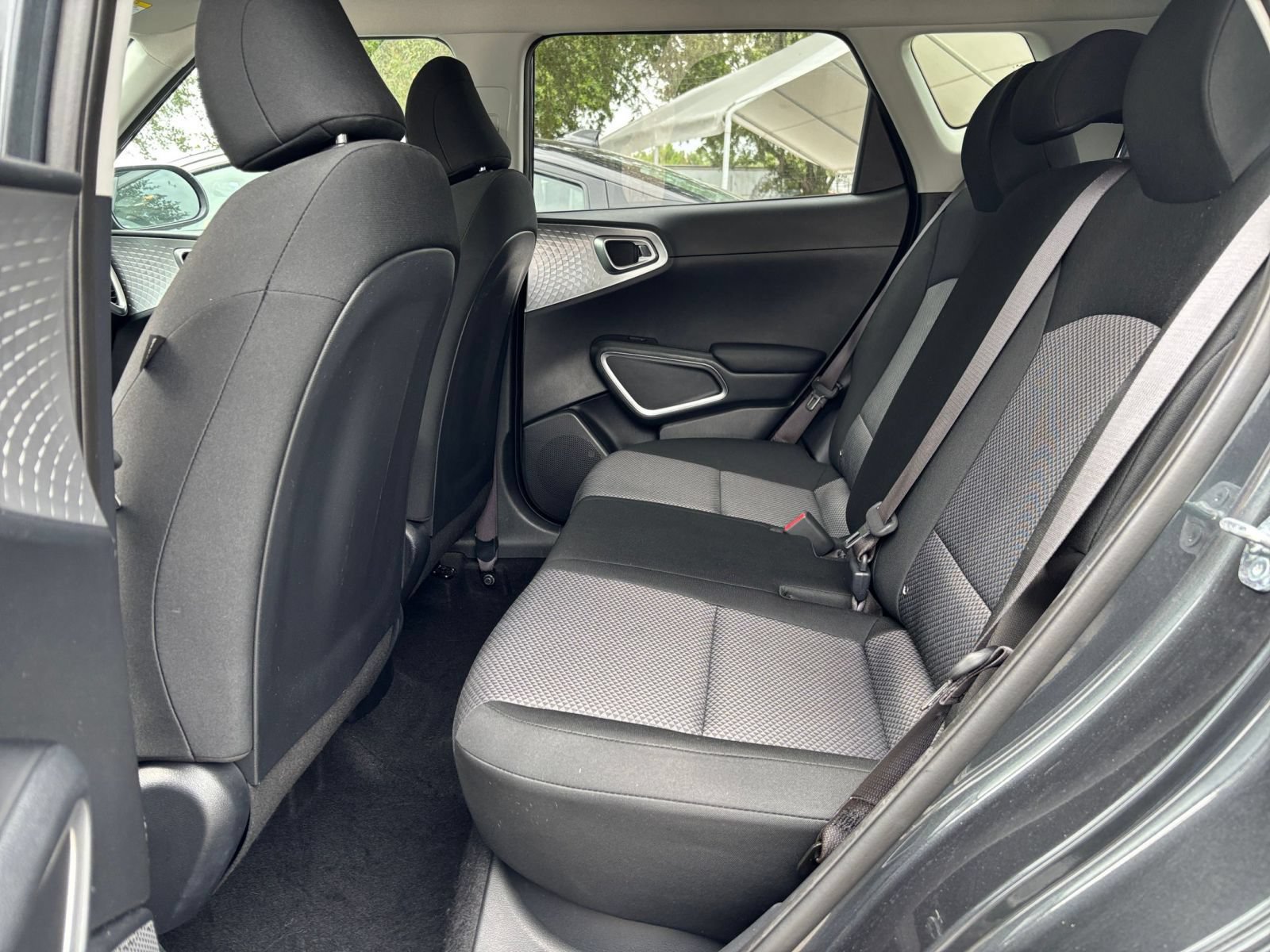 Used 2025 Kia Soul LX w/ LX Technology Package FWD image 22