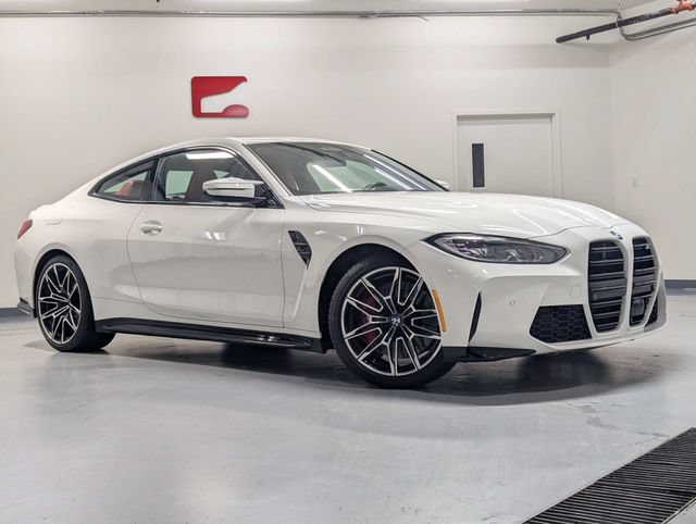 Used 2022 BMW M4 xDrive Competition w/ Executive Package AWD/4WD image 2