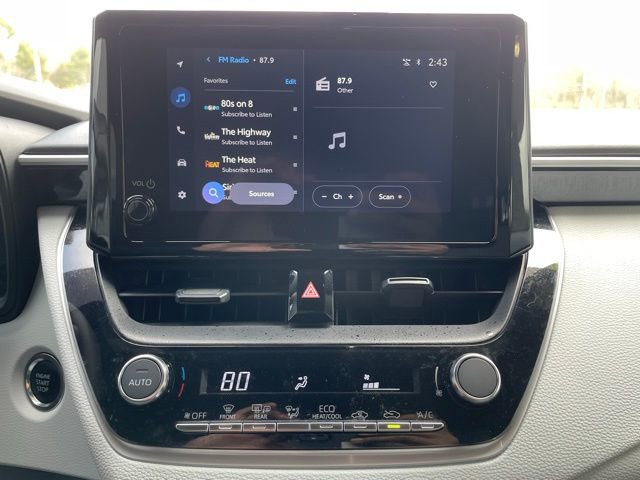 Used 2026 Toyota Corolla SE image 11