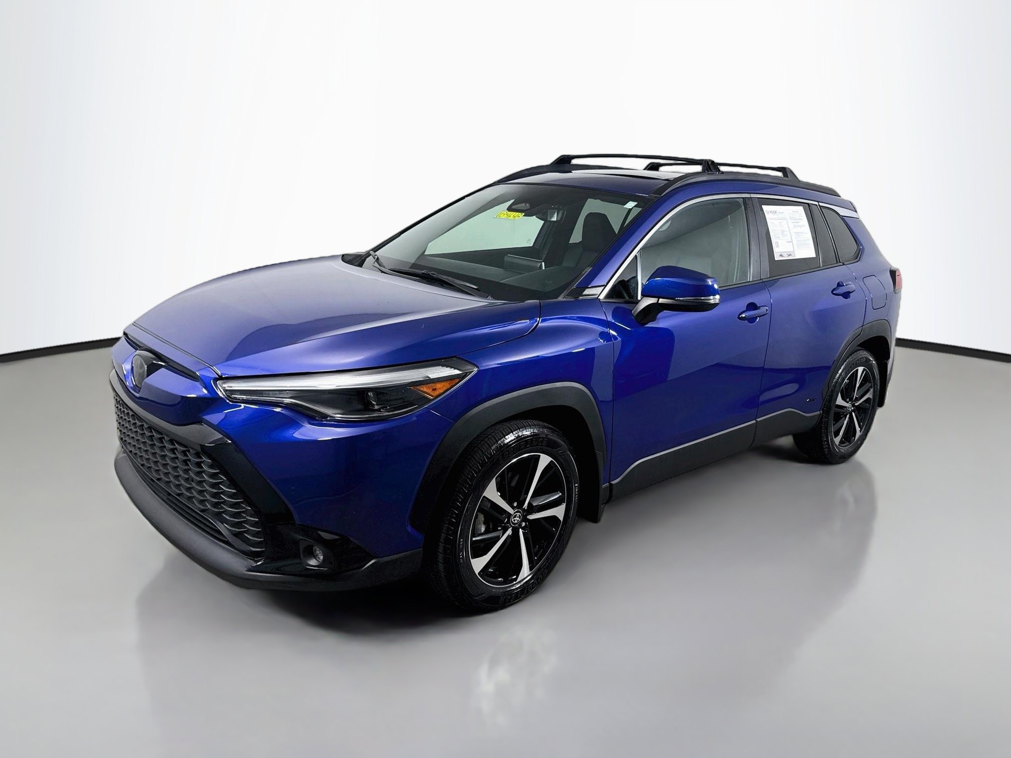 Certified 2024 Toyota Corolla Cross AWD Hybrid w/ Convenience Package image 3