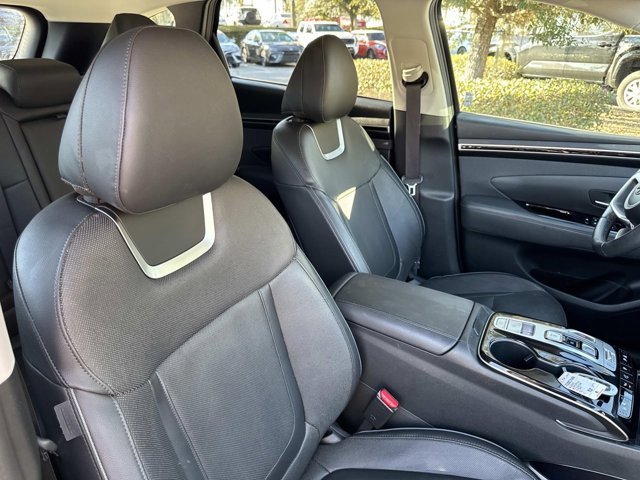 Used 2022 Hyundai Tucson Limited w/ Cargo Package image 17