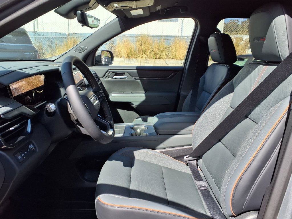 New 2027 GMC Acadia AT4 w/ Luxury Package AWD/4WD image 14