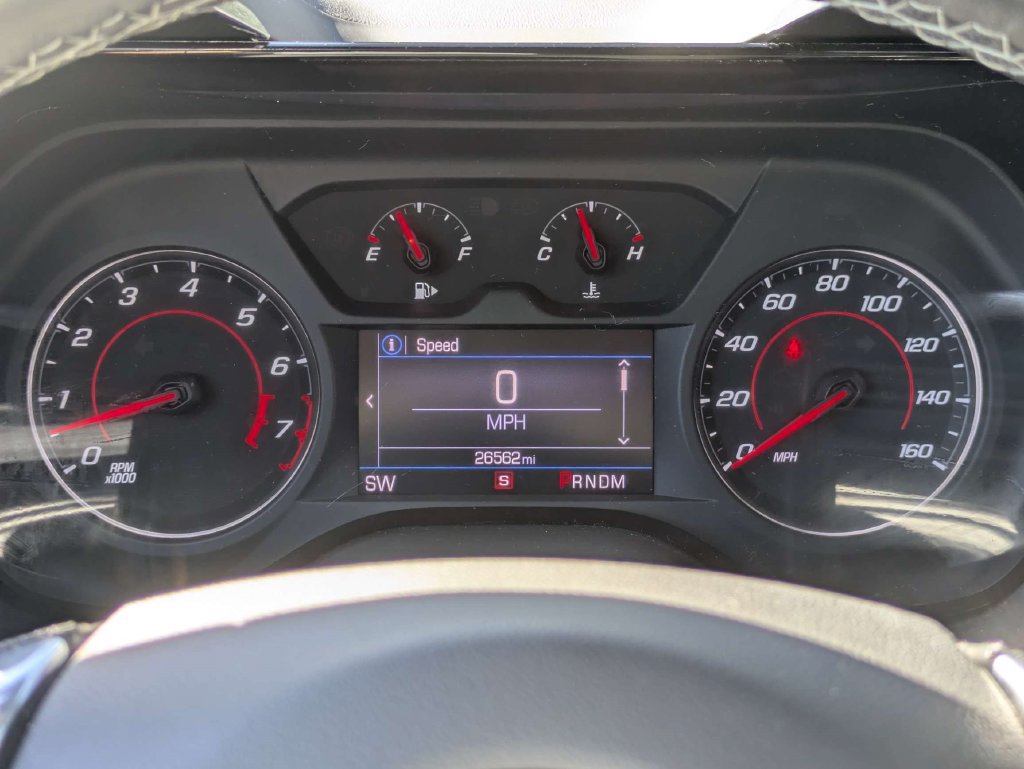 Used 2022 Chevrolet Camaro LT RWD image 27