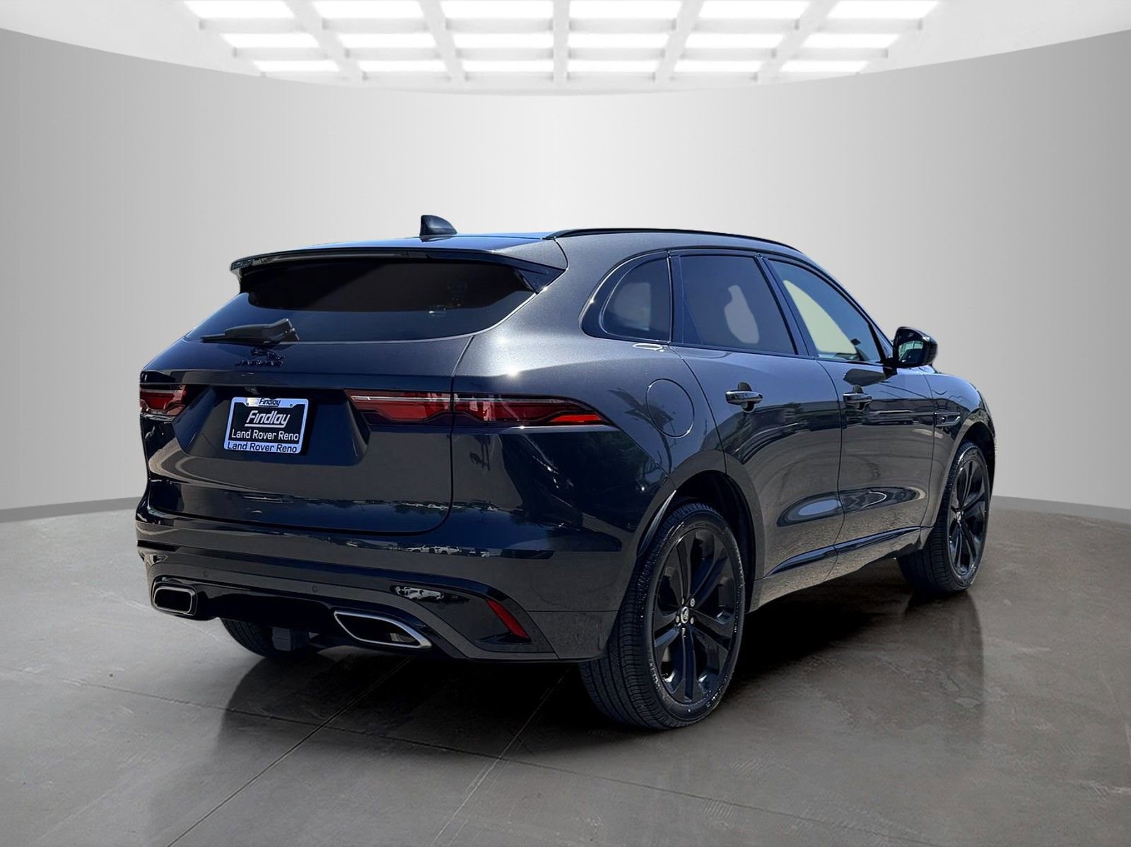 Used 2025 Jaguar F-PACE R-Dynamic S AWD/4WD image 5