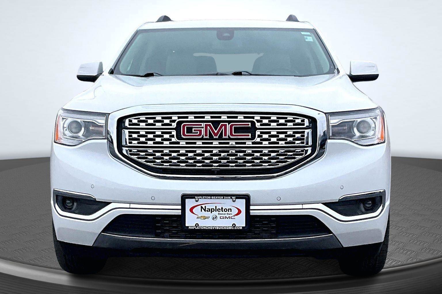 Used 2019 GMC Acadia Denali w/ Technology Package image 3