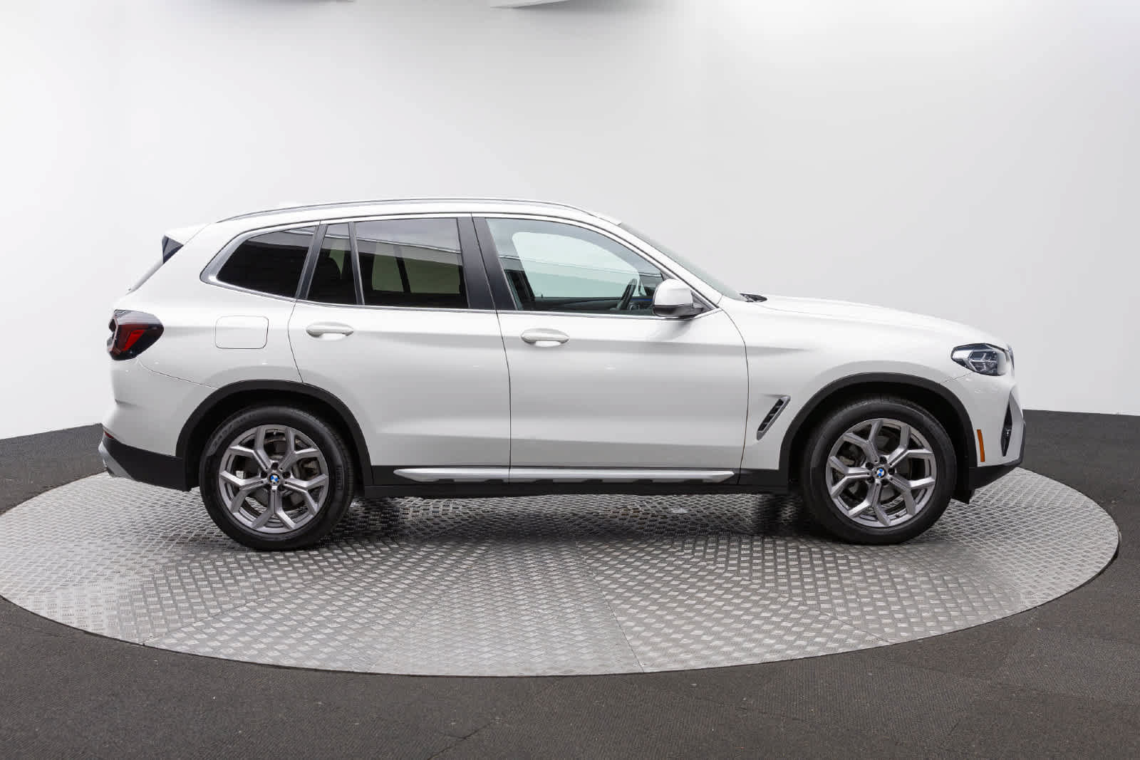 Used 2022 BMW X3 xDrive30i w/ Premium Package AWD/4WD image 65