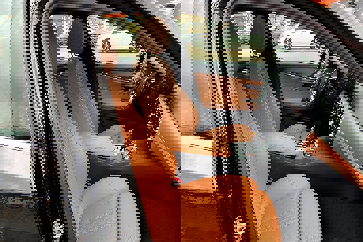 Used 2023 BMW 540i w/ Premium Package image 8