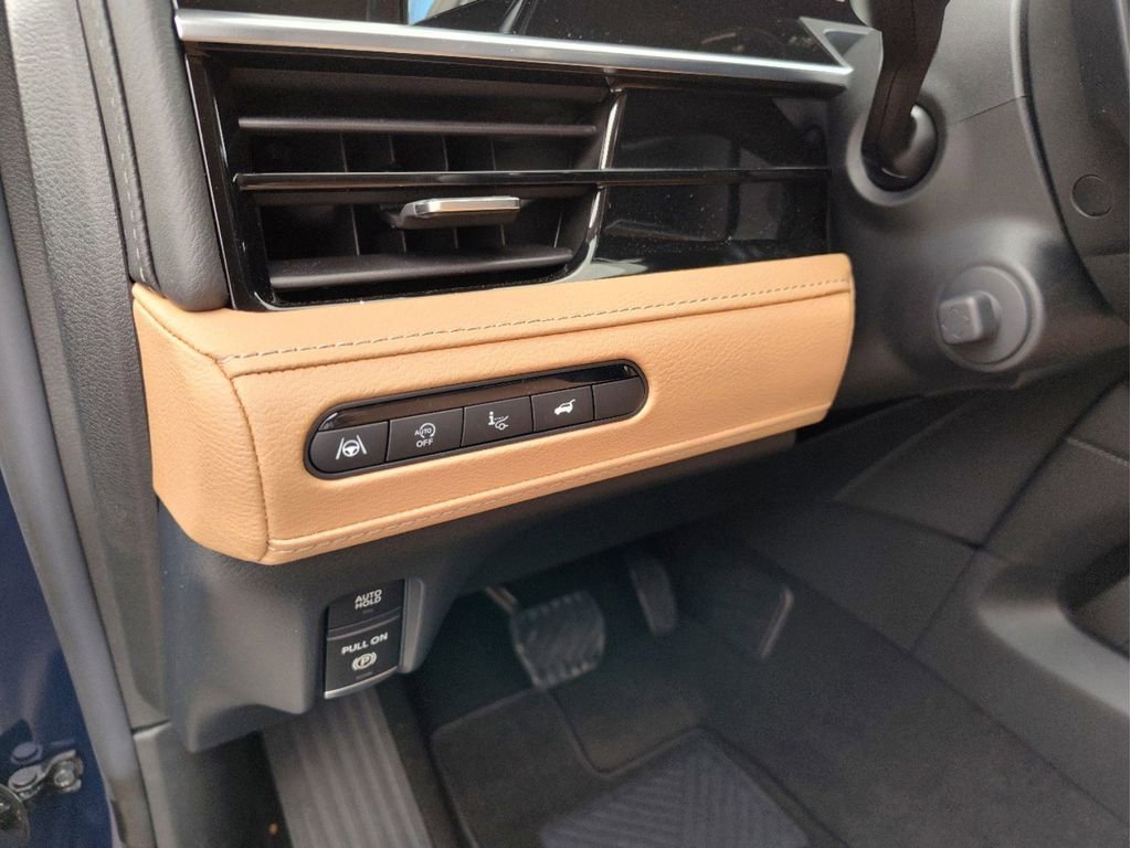 New 2025 INFINITI QX80 Luxe image 18