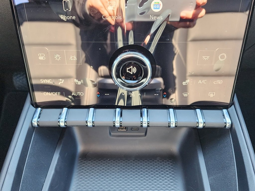 New 2026 GMC Terrain Elevation w/ Elevation Premium Package image 29