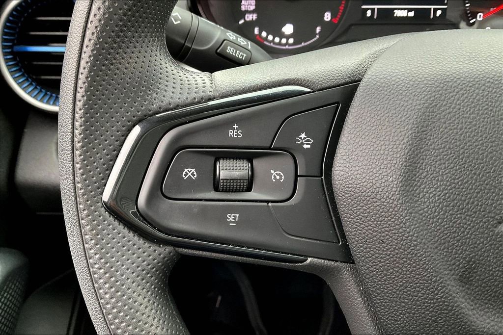 Used 2025 Chevrolet Trax LS FWD image 12