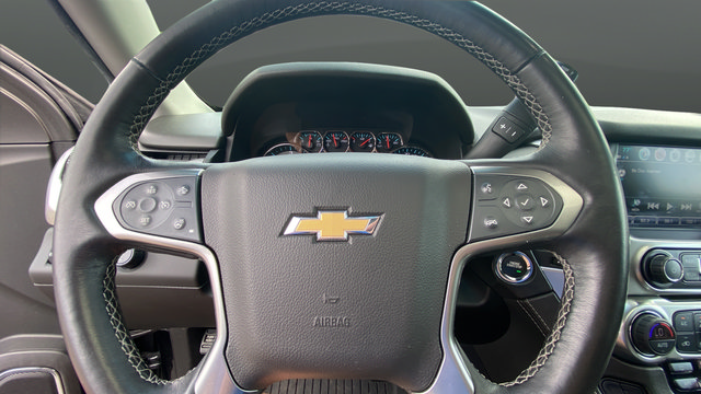 Used 2019 Chevrolet Suburban LT AWD/4WD image 16
