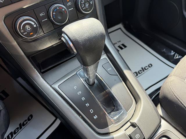 Used 2013 Chevrolet Captiva Sport LT FWD image 18