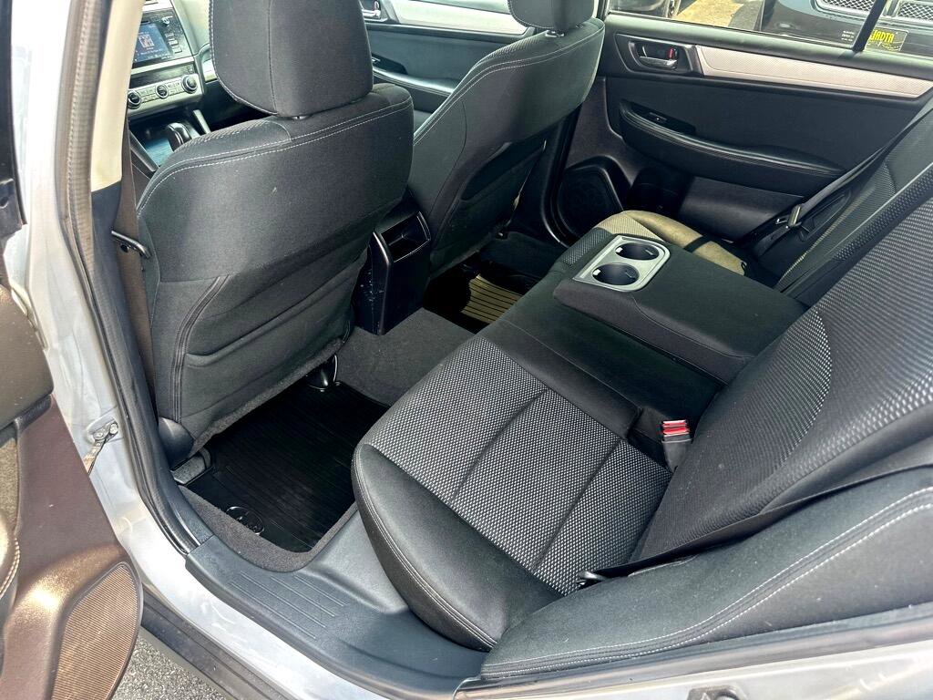 Used 2017 Subaru Outback 2.5i Premium image 18