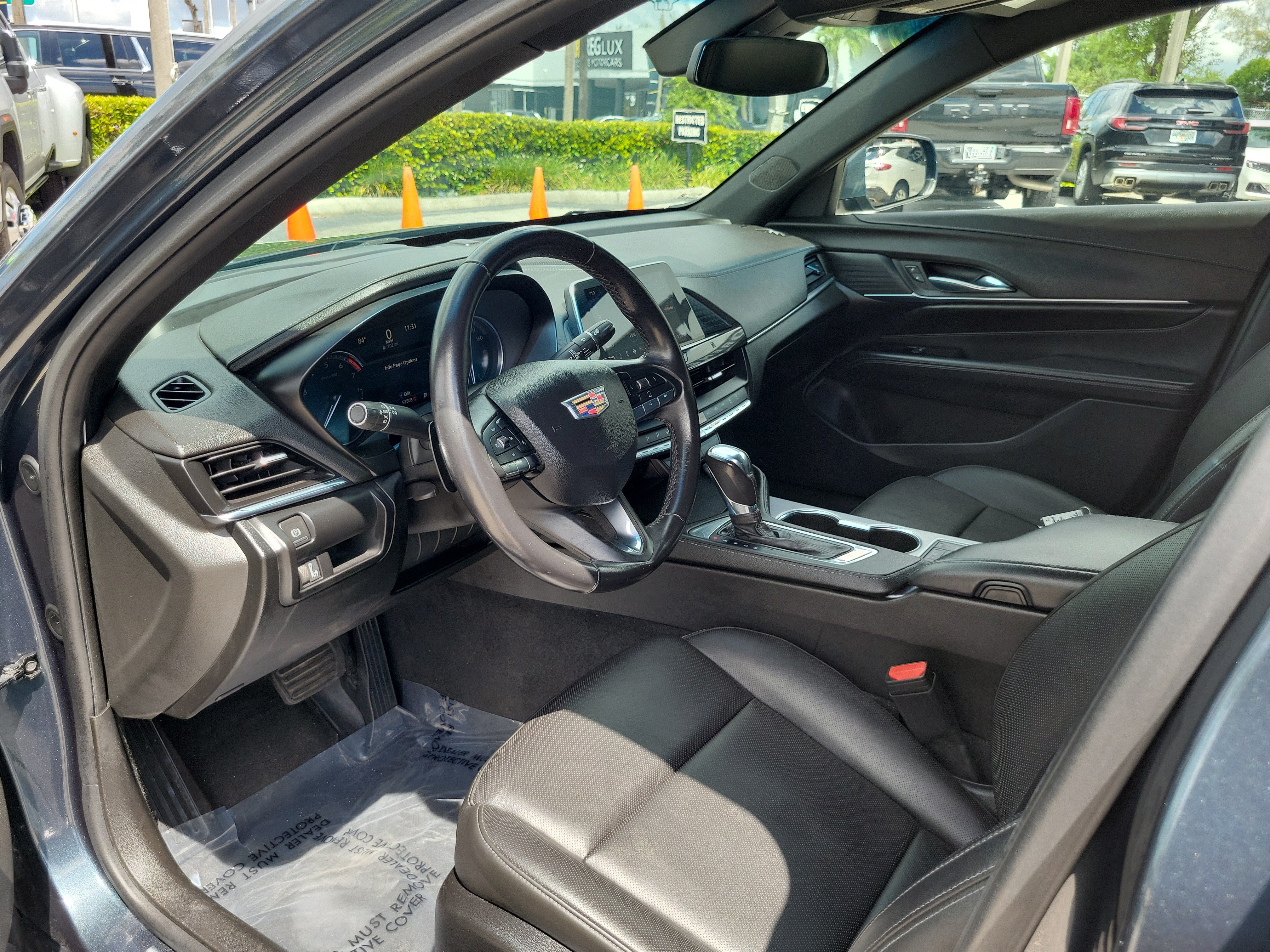 Used 2021 Cadillac CT4 Premium Luxury RWD image 9