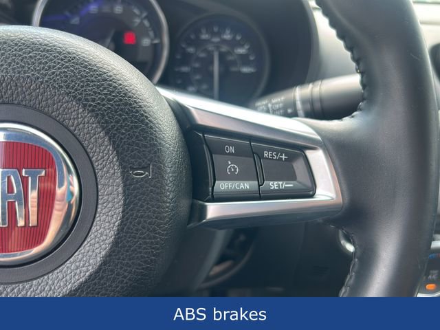 Used 2017 FIAT 124 Spider Classica RWD image 22