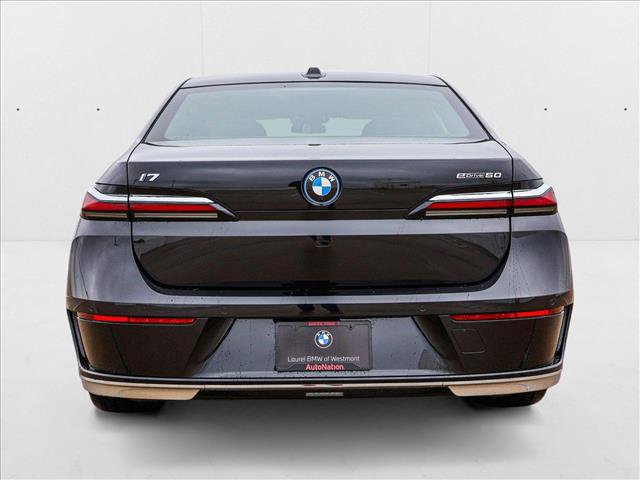 New 2025 BMW i7 eDrive50 w/ Premium Package image 6