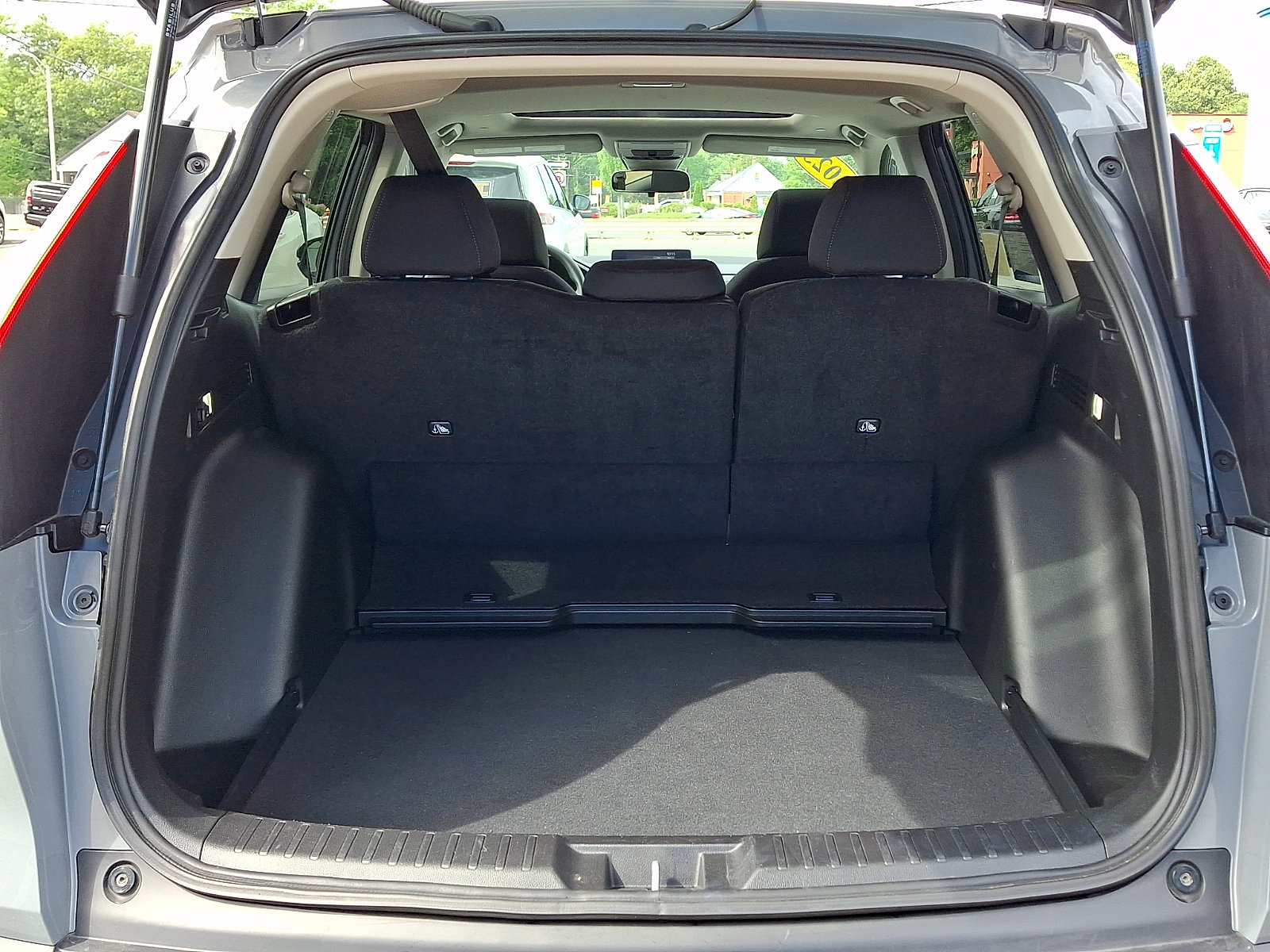 Used 2025 Honda CR-V EX image 29