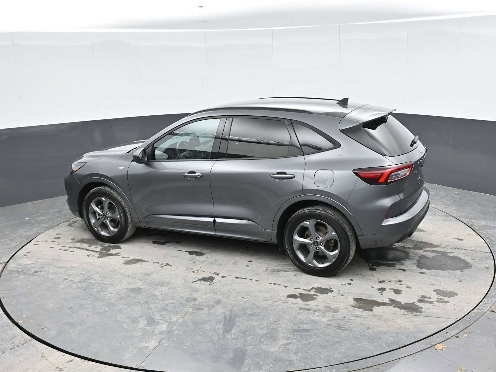 Used 2024 Ford Escape ST-Line AWD/4WD image 28