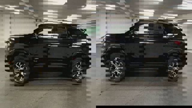 New 2026 GMC Acadia AT4 w/ LPO, Floor Liner Package image 5