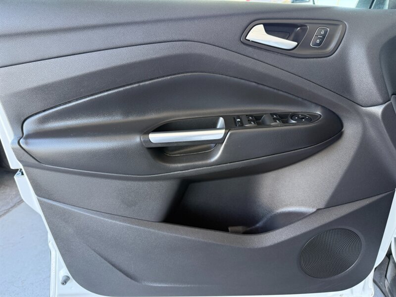 Used 2017 Ford Escape SE FWD image 23