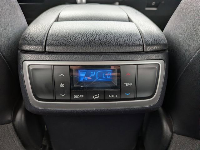 Used 2014 Toyota Highlander Limited FWD image 26