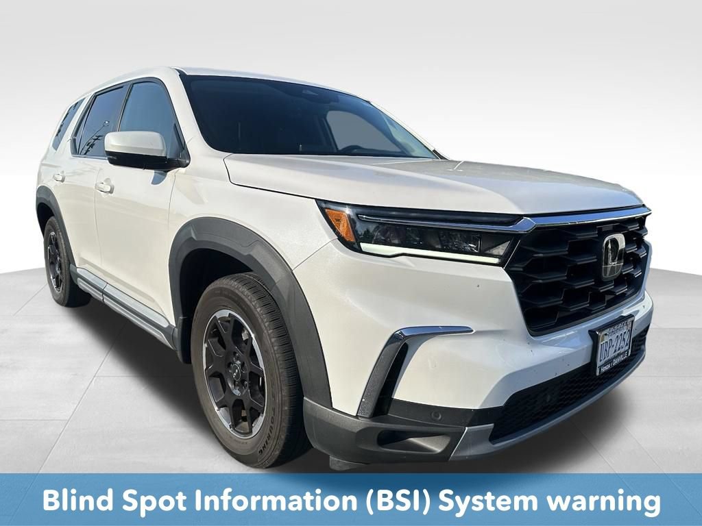 Used 2025 Honda Pilot EX-L image 10