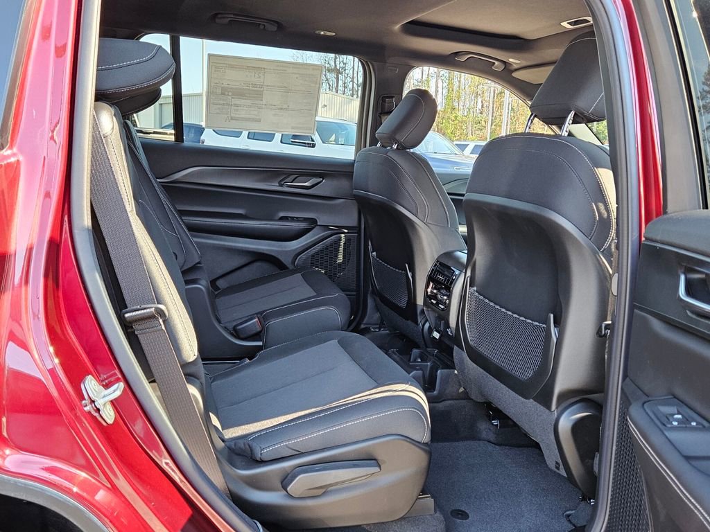 New 2025 Jeep Grand Cherokee L Laredo w/ Luxury Tech Group I image 14