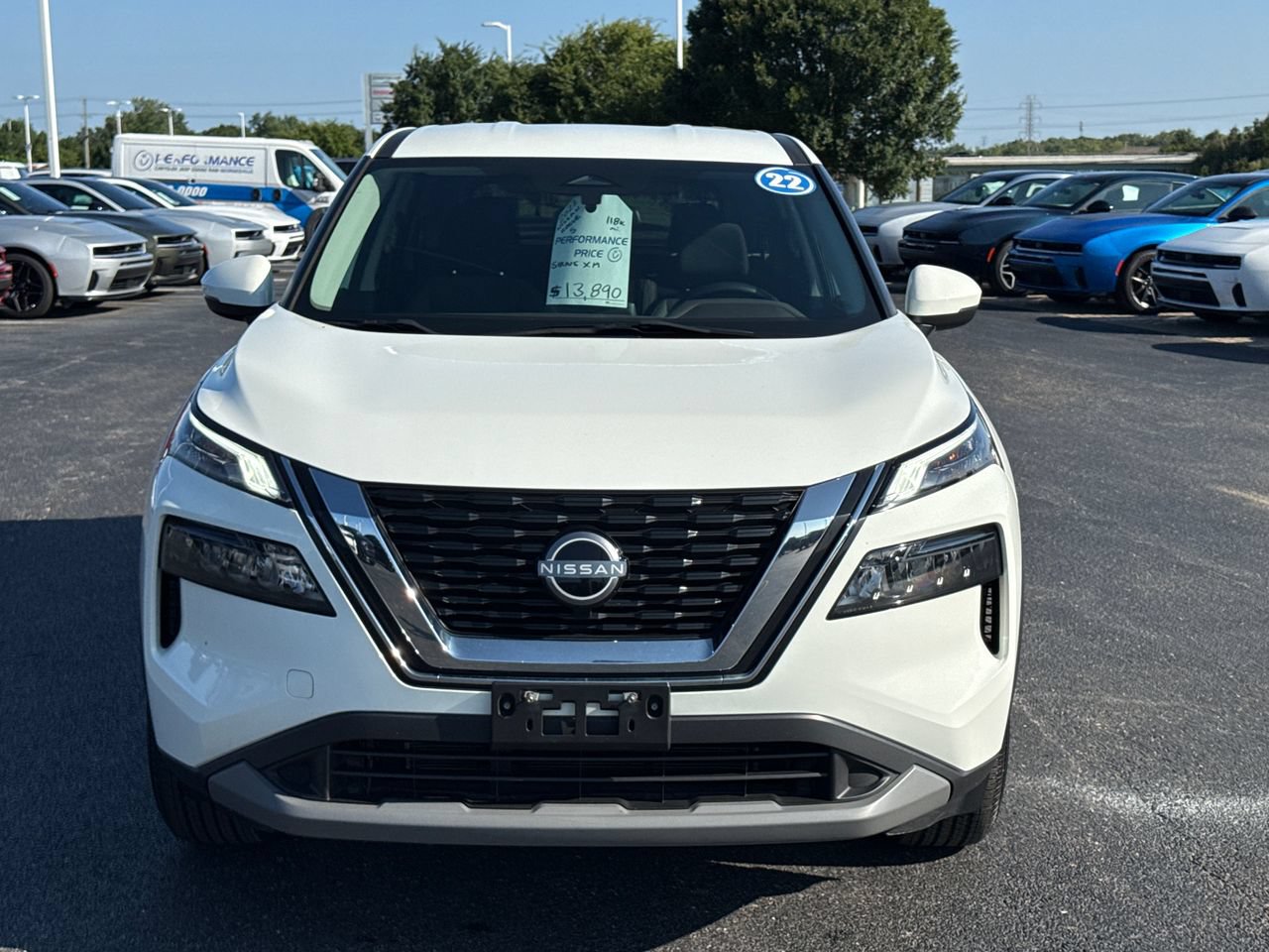 Used 2022 Nissan Rogue S FWD image 8