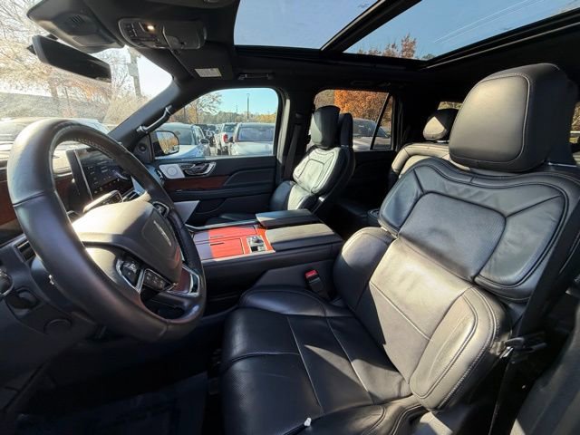 Certified 2022 Lincoln Navigator Reserve image 13